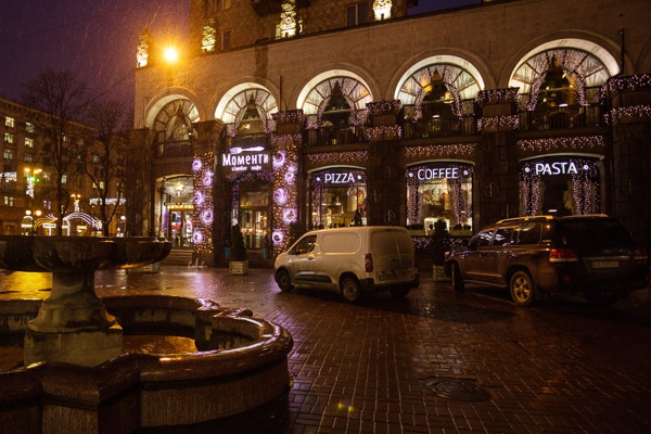 . , .  15, str. Khreshchatyk 15,  